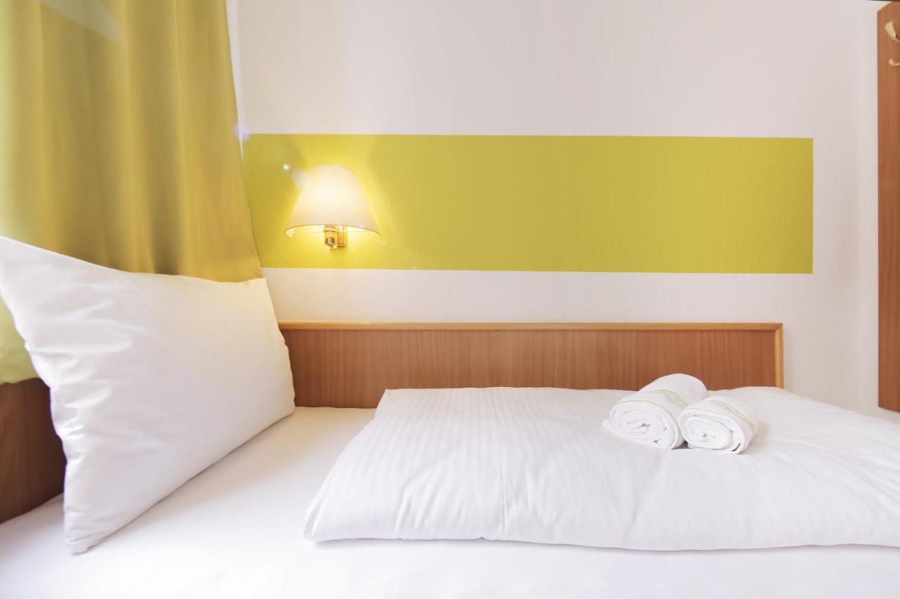 Bp24 Hotel Aix-la-Chapelle Extérieur photo